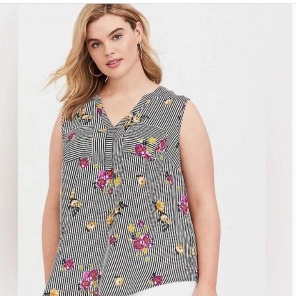 Torrid size 3 Harper Striped Floral Georgette Hi-Low Tunic Tank Split Neck